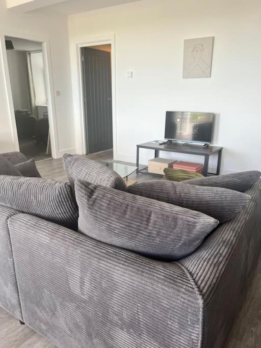 Bay Ground Floor Apartment *